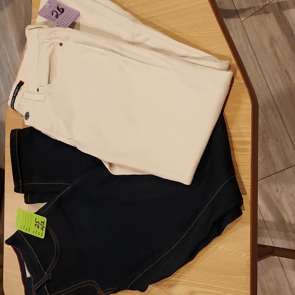 2 Pair Of NWOT Women's Angry Rabbit Skinny Jeans Size 25 White/Blue